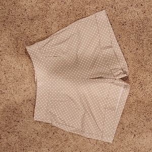 New York & Co high waisted tan polka dot shorts size 2
